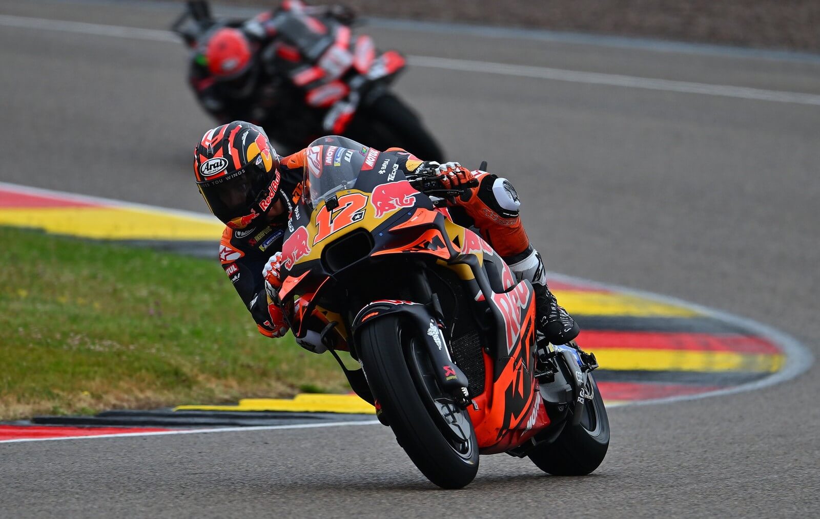 Pukulan Berat! Viñales Absen di MotoGP Jerman 2025